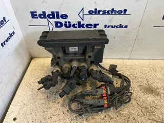 Renault 7422225566 EBS MODULATOR K102266