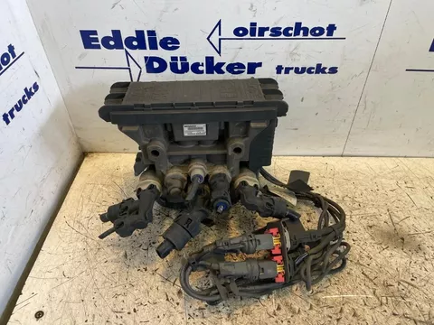 Renault 7422225566 EBS MODULATOR K102266