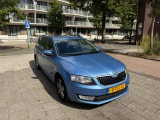 Skoda Octavia Combi 1.6 TDI Greenline Businessline 1-eigenaar NAVI Cruise