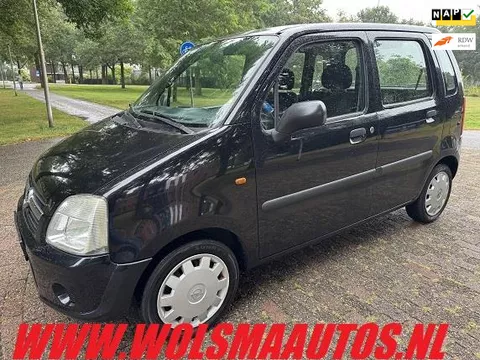 Opel Agila 1.2-16V Essentia