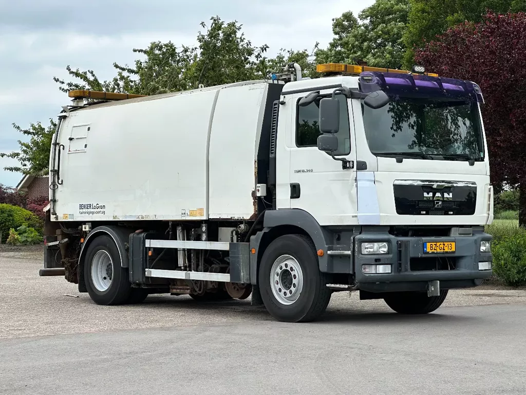 MAN TGM 18.340 BEKKER LaGram/FAUN RAIL SWEEPER/Eisenbahn Reiniger