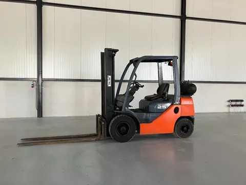 te koop toyota 2.5ton gas heftruck