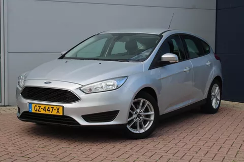 Ford Focus 1.0 Trend Edition TREKHAAK - PARKEERHULP ACHTER - DEALER ONDERHOUDEN