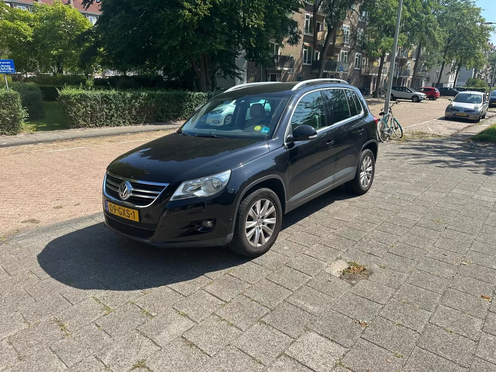 Volkswagen Tiguan 2.0 TSI Sport&amp;Style 4Motion 4x4 Leder Cruise Parkassist