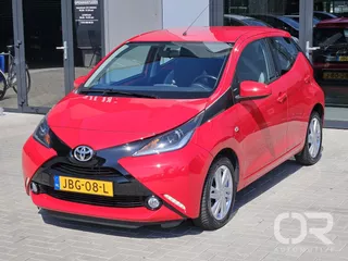 Toyota Aygo 1.0 VVT-i x-cite Automaat Navi Cam LM15 LED