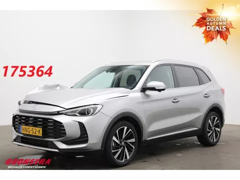 MG ZS 1.5 Hybrid+ Luxury LED ACC Leder 360&deg; 2.507 km!