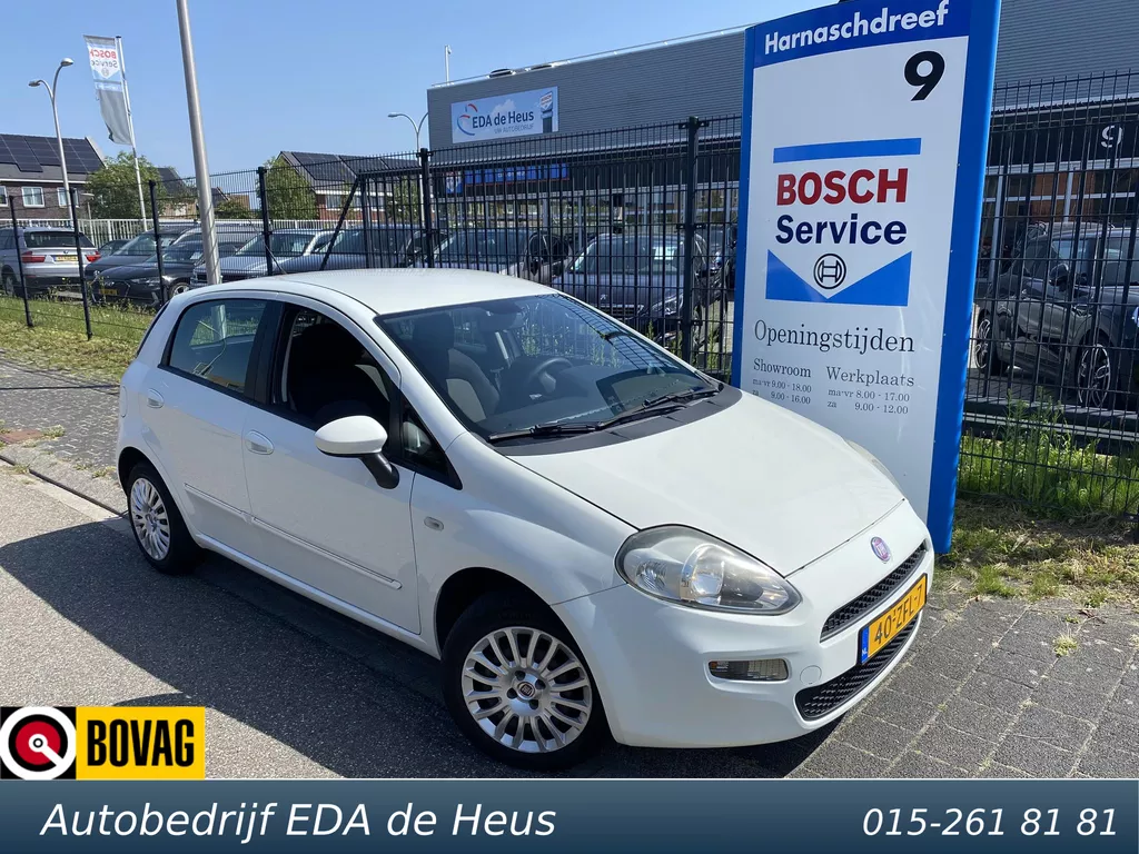 Fiat Punto Evo 5-drs 1.2 Pop met o.a. elektr. rmn, centr. vergrend., radio/Cd, etc.