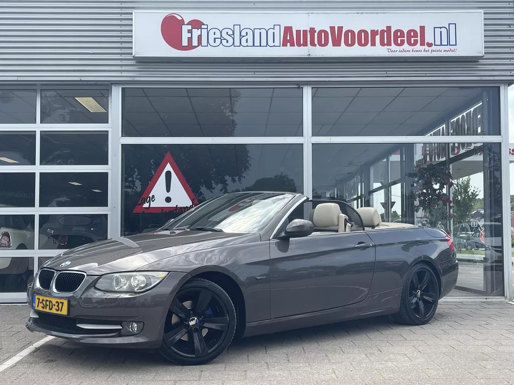 BMW 3-serie Cabrio 320i High Executive /Automaat/Volleder/Clima/Cruise/Navi/