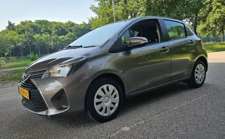 Toyota Yaris 1.3 VVT-i 1e Eigenaar ! 60.702 KM ! BJ 2017