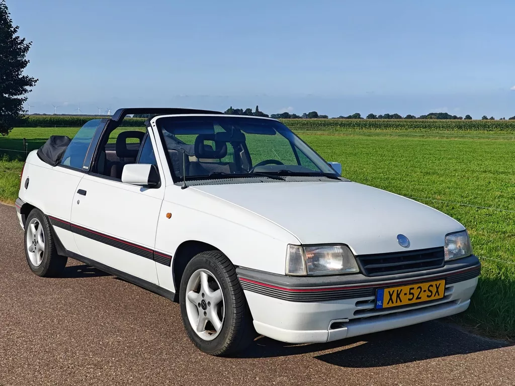 Opel Kadett 1.6i GL Cabrio Schuurvondst Barn find