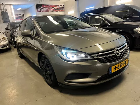 Opel Astra 1.6 CDTI Navi Clima BJ-18 Euro-6
