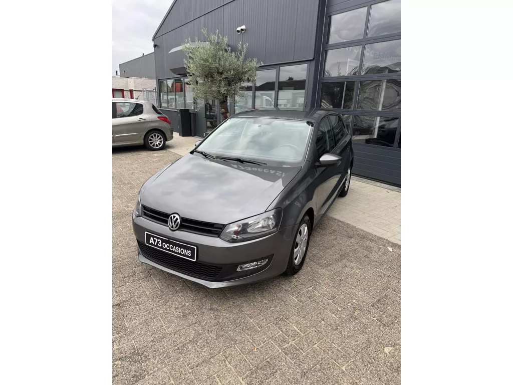 Volkswagen Polo 1.4-16V Highline AUTOMAAT,STOELVERWARMING