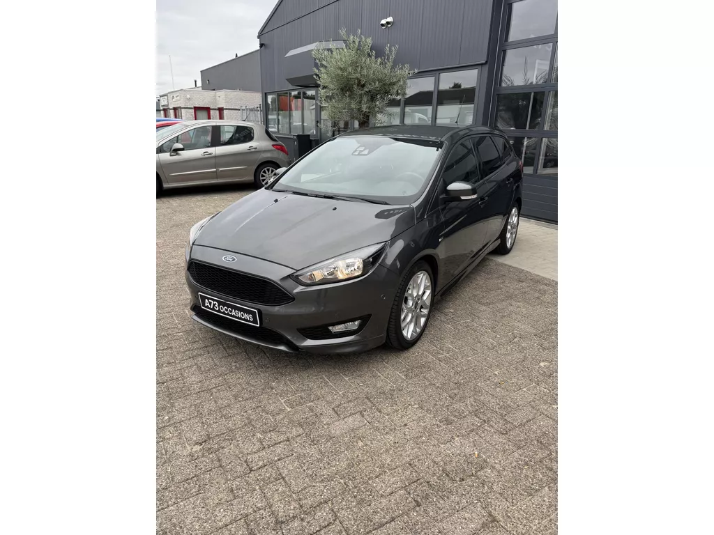Ford Focus Wagon 1.5 ST-LINE ST-LINE