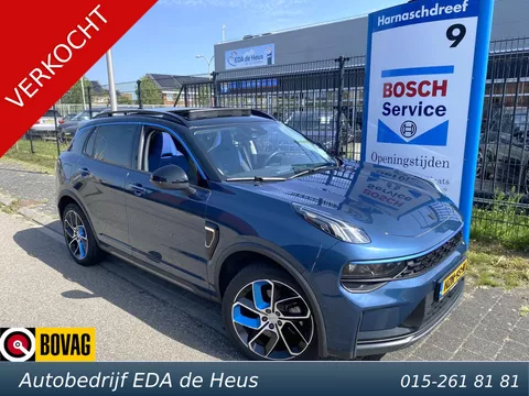 Lynk &amp; Co 01 1.5 PHEV automaat 261pk 12-2022 met o.a. 360 camera, LED, navi, pano dak, stoelverwarming, etc.
