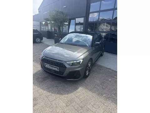 Audi A1 Sportback 30 TFSI S Line edition one