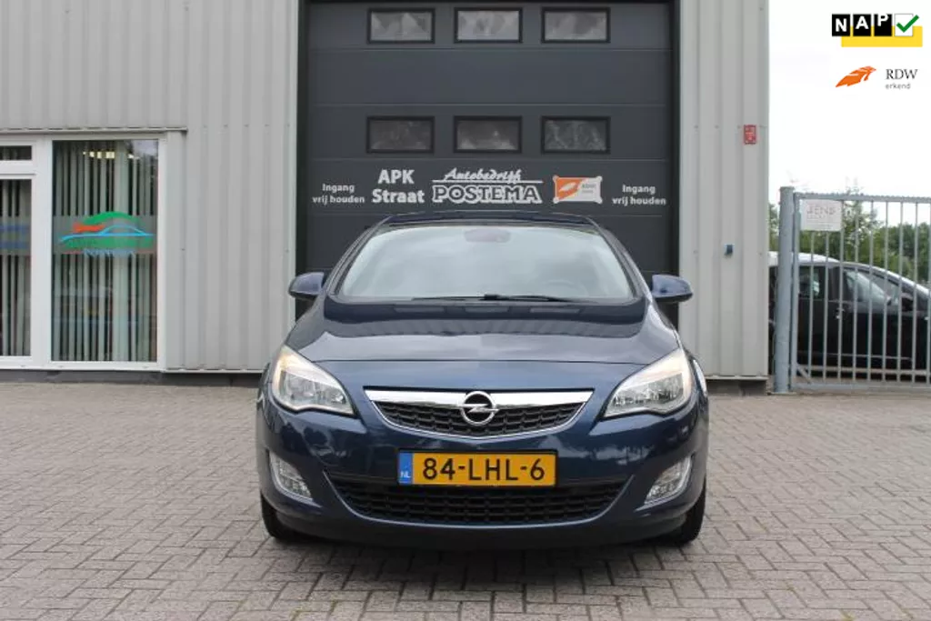 Opel Astra 1.4 Turbo Cosmo