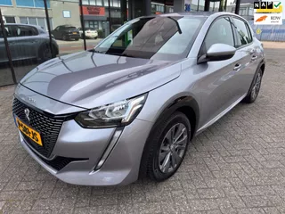 Peugeot E-208 EV Allure 50 kWh / SO91% / Carplay / Camera