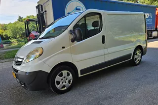 Opel Vivaro 2.0 CDTI 2e Eigenaar ! Zeer nette bus ! Airco !