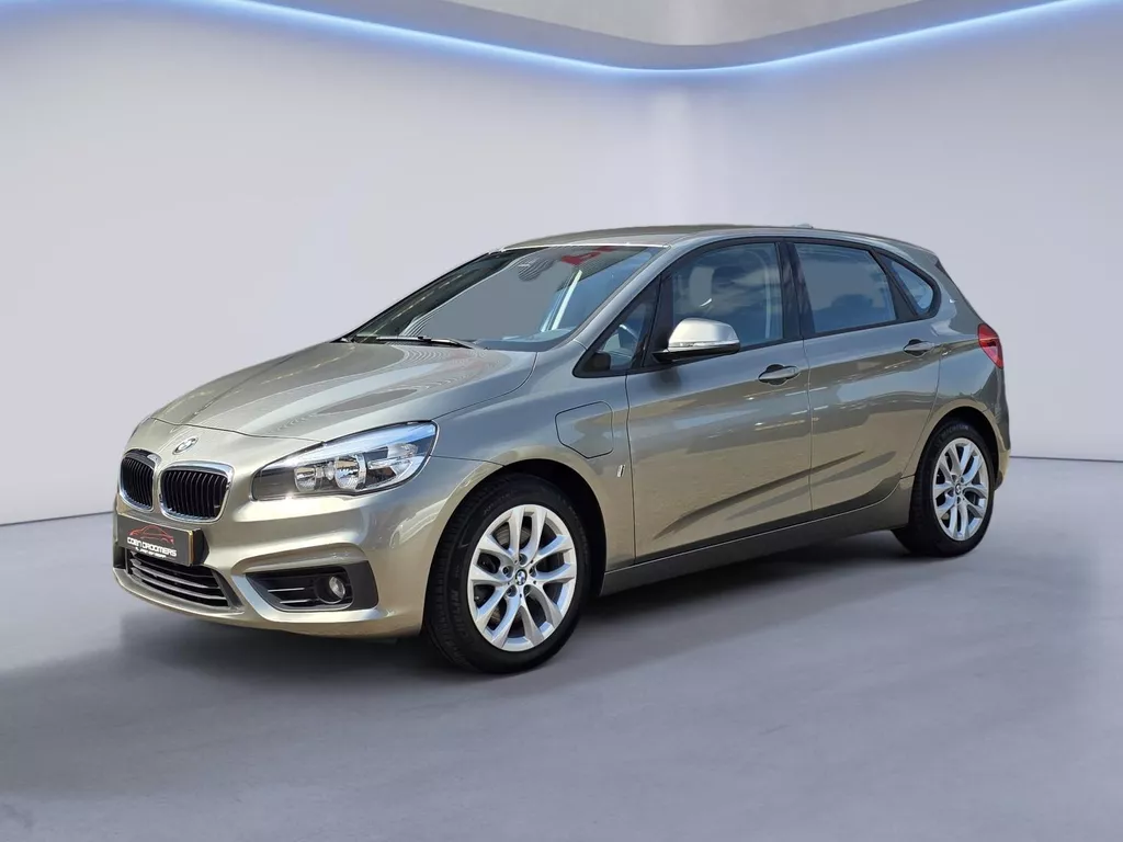 BMW 2-serie Active Tourer 225xe iPerformance /Apple Carplay/Elektr. klep/Parkeersens./Cruise&amp;Clima Contr./Navi/17''LMV/(MET GARANTIE*)