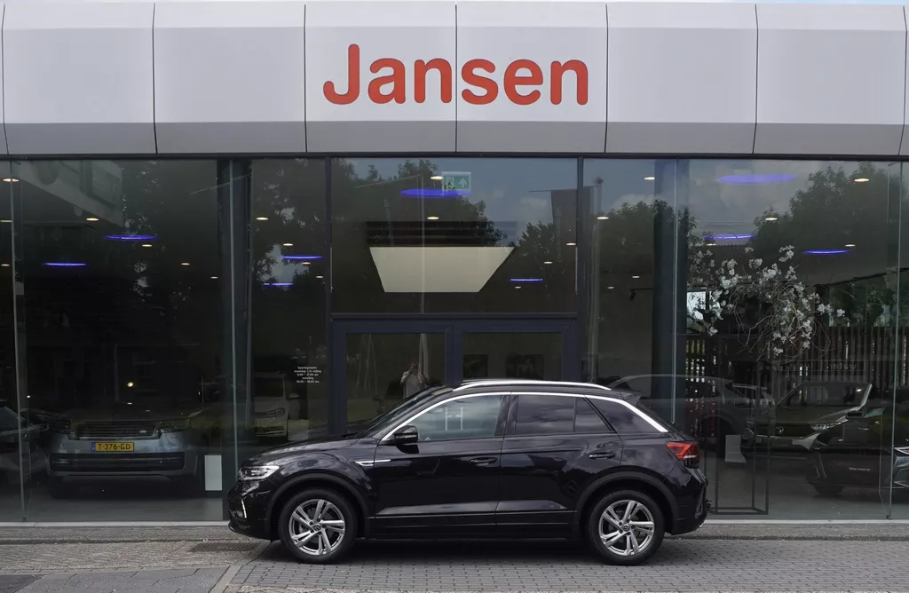 Volkswagen T-Roc 1.5 TSI R-Line Business+ | Carplay | ACC | Camera | Navi | Trekhaak