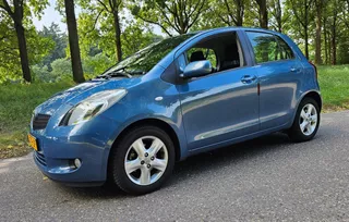 Toyota Yaris 1.3 VVTi Luna Automaat ! 1e Eigenaar ! NL Auto !