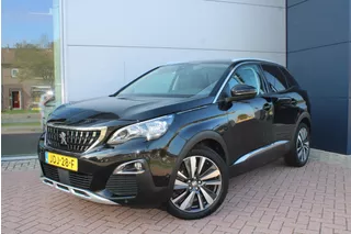 Peugeot 3008 1.2 PureTech 130pk Allure Pack Airco - Carplay - 19&quot; - trekhaak - stoelverwarming