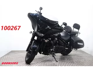 Suzuki C 1500 BT Intruder ABS Apple/Android Radio 32.752 km!