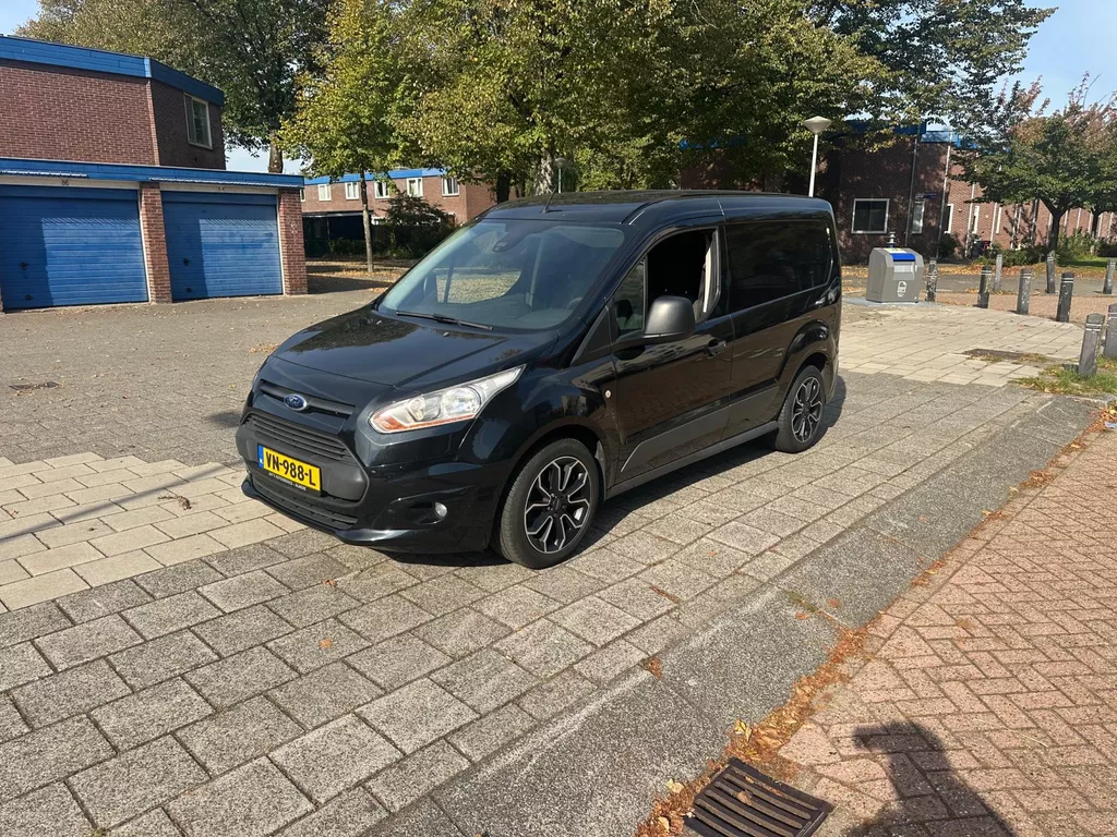 Ford Transit Connect 1.6 TDCI 3Pers Airco Cruise Trekhaak Black Edition