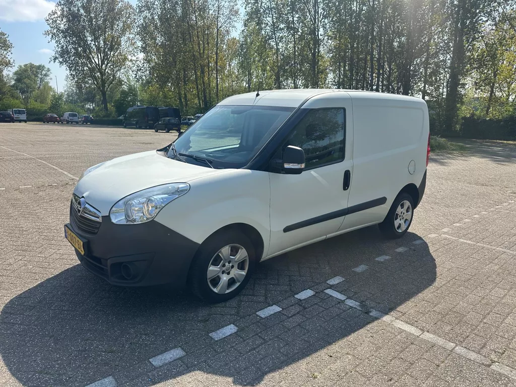 Opel Combo 1.3 CDTi Airco ecoFLEX White Edition