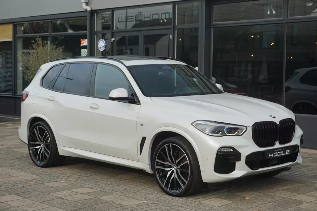 BMW X5 xDrive45e High Executive |  Individual | 4WS | LASER | Massage