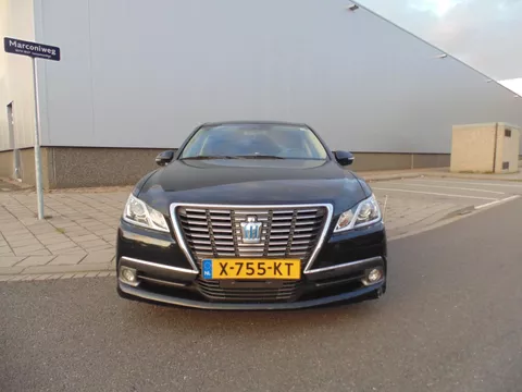 Toyota CROWN 2.5 Hybrid sedan automaat