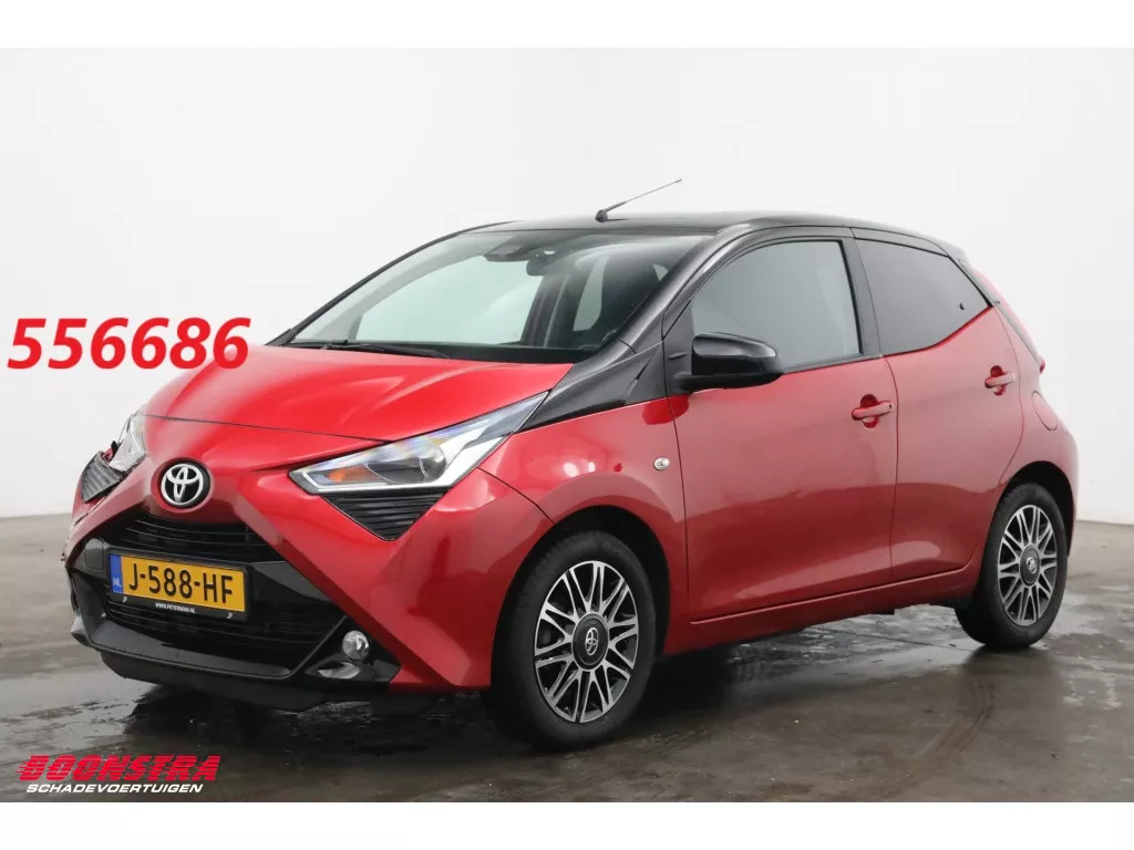 Toyota Aygo 1.0 VVT-i x-clusiv Apple/Android Clima Cruise Camera PDC 15.694 km!