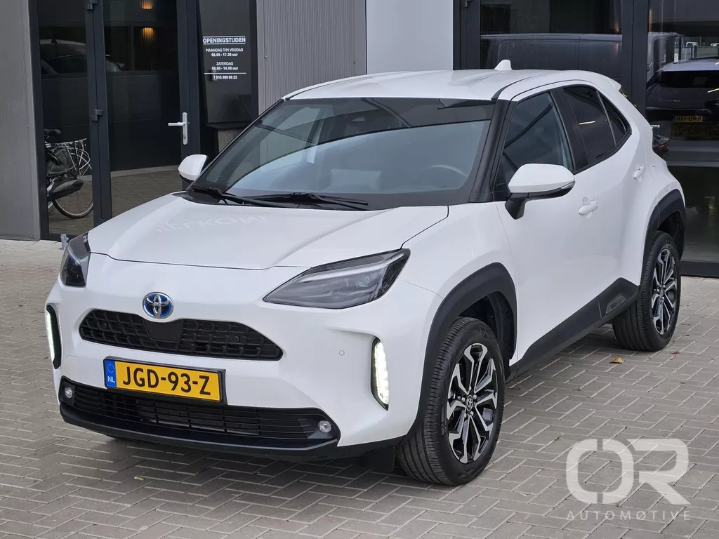 Toyota Yaris Cross 1.5 Hybrid Dynamic Carplay Cam PDC Stoelverwarming