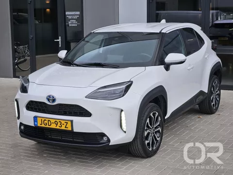 Toyota Yaris Cross 1.5 Hybrid Dynamic Carplay Cam PDC Stoelverwarming