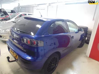 Seat Ibiza 1.4-16V Stella MET TREKHAAK