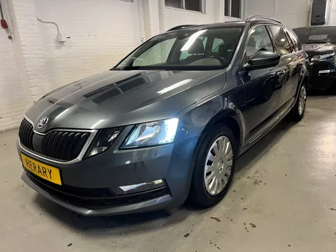 Skoda Octavia Combi 1.6 TDI Kombi Navi Clima BJ-18 EURO-6