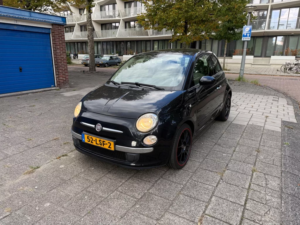 Fiat 500 1.2 Lounge Automaat Panorama Airco Black Magic