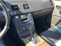 Volvo XC90 3.2 Kinetic 7 persoons Youngtimer 74 dkm Foto