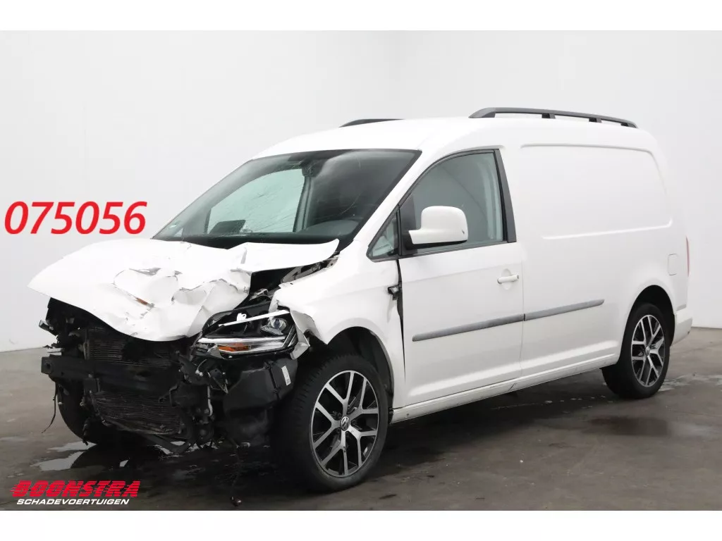 Volkswagen Caddy 2.0 TDI DSG Maxi BlueM. ACC Leder Navi Airco PDC AHK