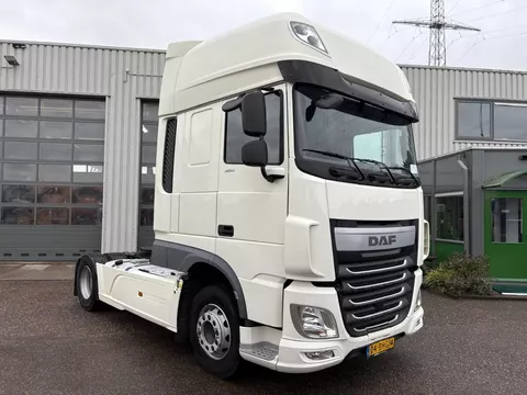 DAF XF 460 NL TRUCK SUperspace cab 60 &amp;% + tyre, 460hp 2x tank,1275 ltr