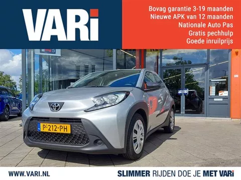Toyota Aygo X 1.0 VVT-i MT Play