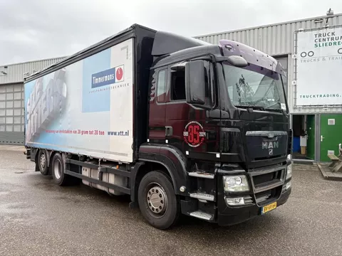 MAN 6X2,tautliner,8 tons vooras, Blatt -luft gefederd