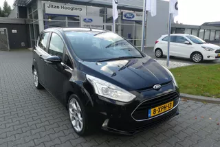 Ford B-Max 1.0 EcoBoost Titanium CRUISE, CLIMA, NAVI, VERWARMDE VOORRUIT, CAMERA, TREKHAAK, 97.665KM