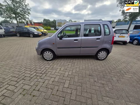 Opel Agila 1.0-12V Essentia