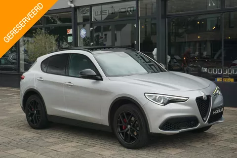 Alfa Romeo Stelvio 2.0 T AWD Super Q4| Veloce | PANO | ACC