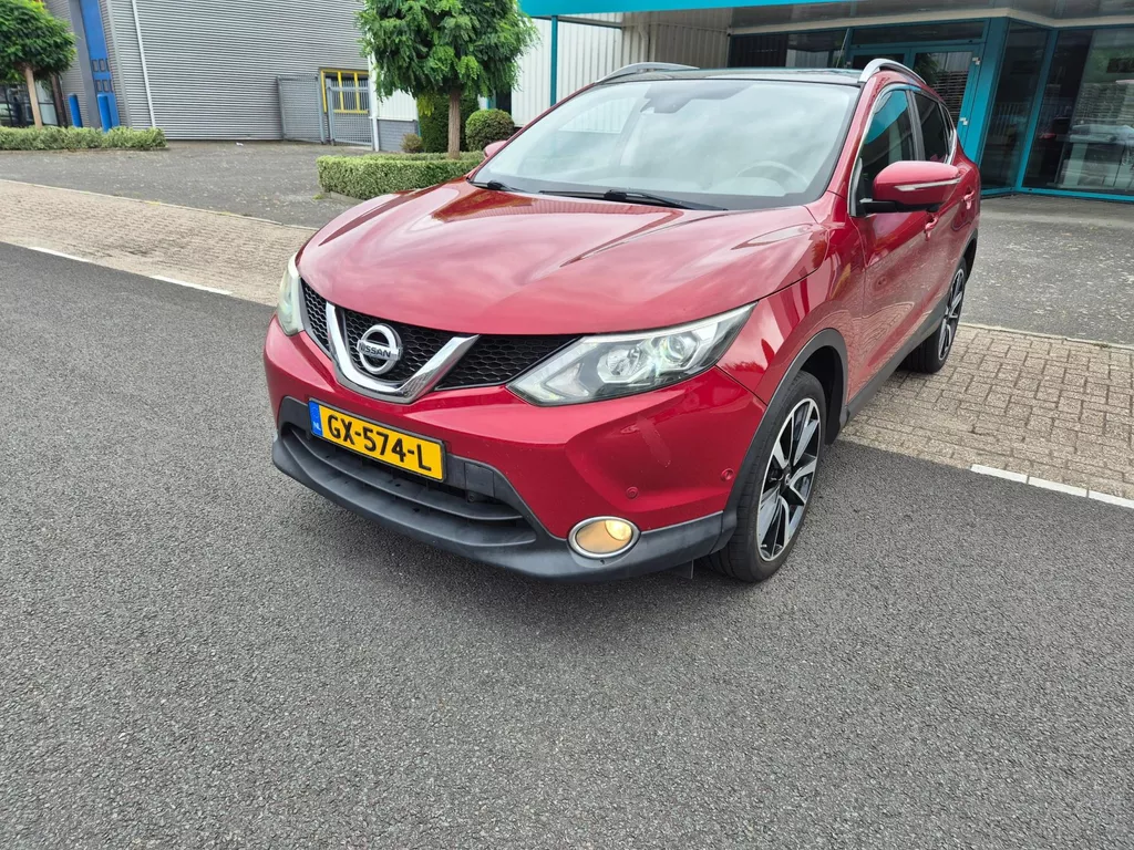 Nissan Qashqai 1.6 dCi Tekna Clima Pano 360cam