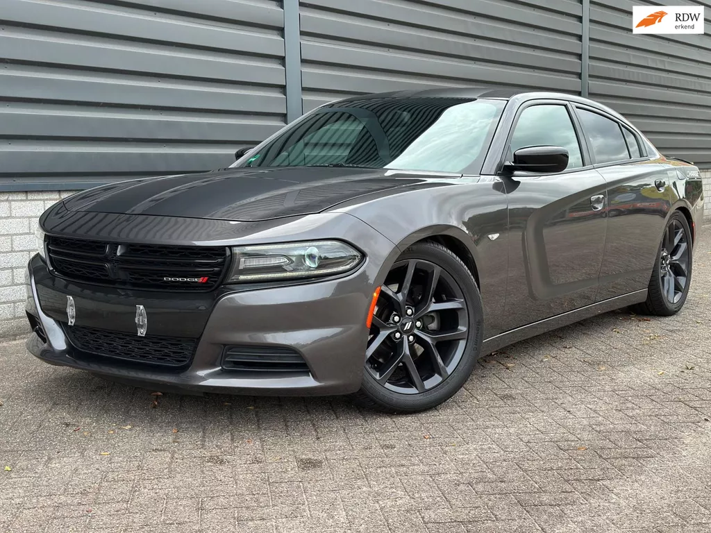 Dodge CHARGER 3.6 SRT V6 AUT NAVI LEER XENON 20&rdquo; APK