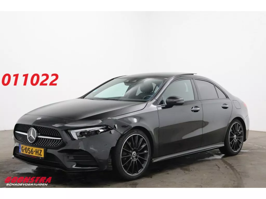 Mercedes-Benz A-Klasse 200 Aut. AMG 360&deg; Pano Widescreen Night Memory Burmester SHZ