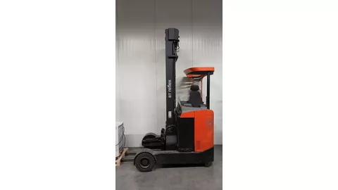 BT RRE160R buiten reachtruck