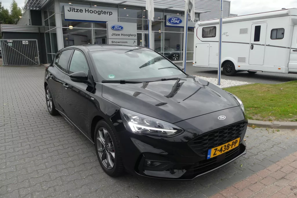 Ford Focus 1.0 EcoBoost Hybrid ST Line X Business ADAPTIEVE KOPLAMPEN, ADAPTIEVE CRUISE, CLIMA, WINTER PACK, CAMERA, PDC V&amp;A, 40.152KM